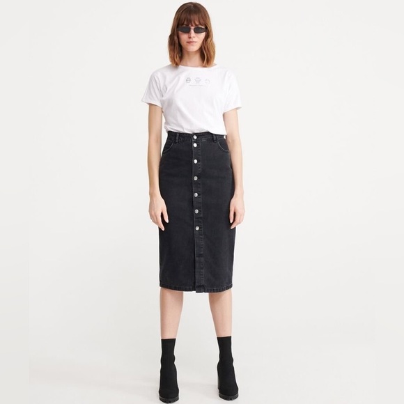Reserved Dresses & Skirts - RESERVED DENIM MIDI Denim Skirt